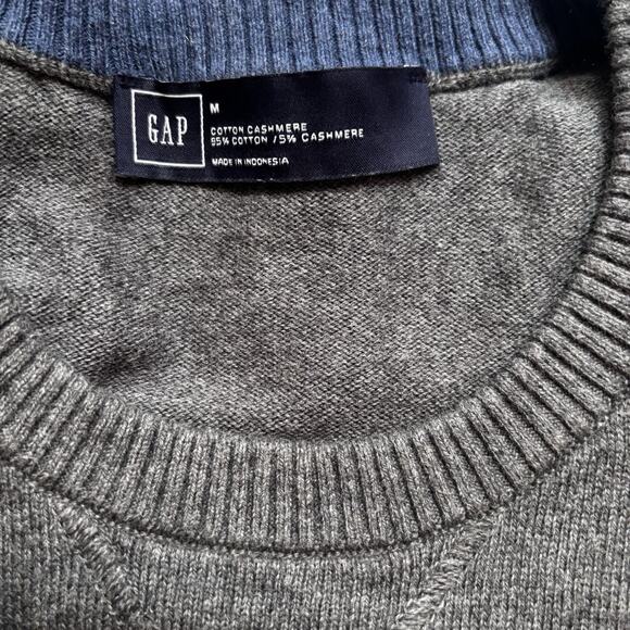 Gap Cotton Cashmere Crew Neck Sweater Men's Size Medium Charcoal Gray V Inset - Picture 3 of 8